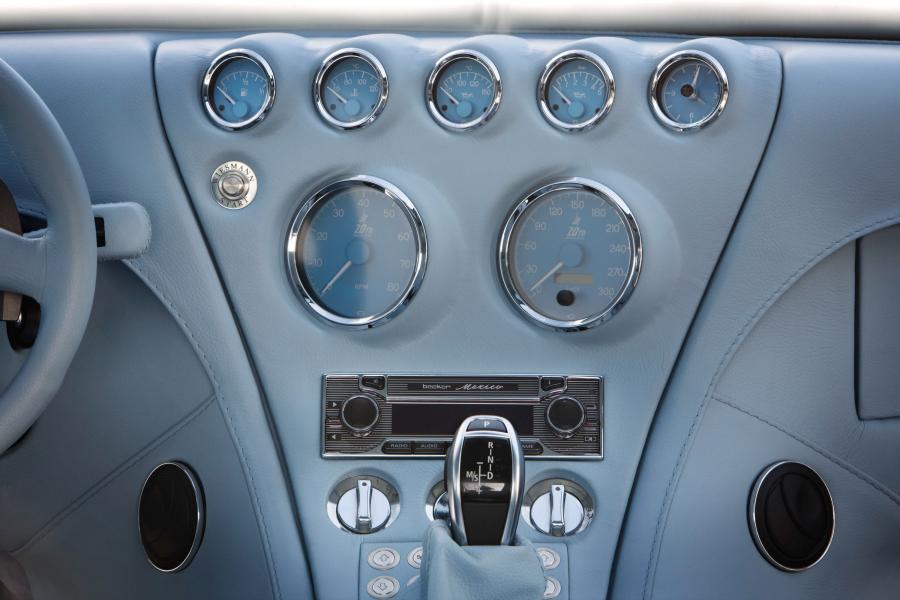 Детали интерьера Wiesmann GT MF4 2003 года  (фото 72 из 103)